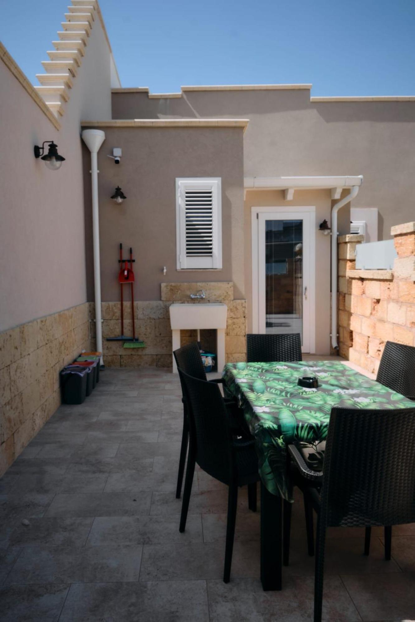 Case Vacanze Da Pino A E B Torchiarolo Zewnętrze zdjęcie